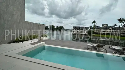 BAN21977: Splendid 2 Bedroom Apartments with Lakeview For Sale in Bang Tao. Fotoğraf #18