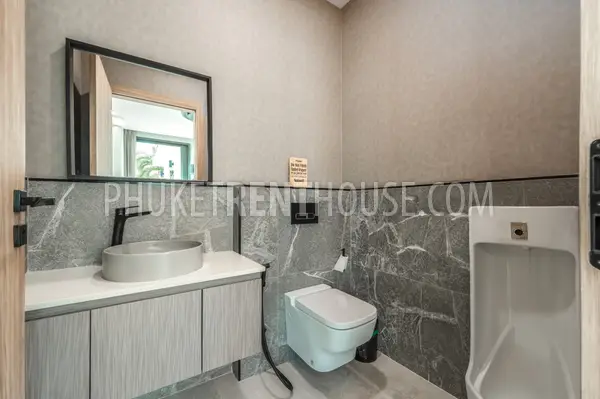 RAW21980: Luxurious, modern villa with pool and garden in Rawai. 照片 #32
