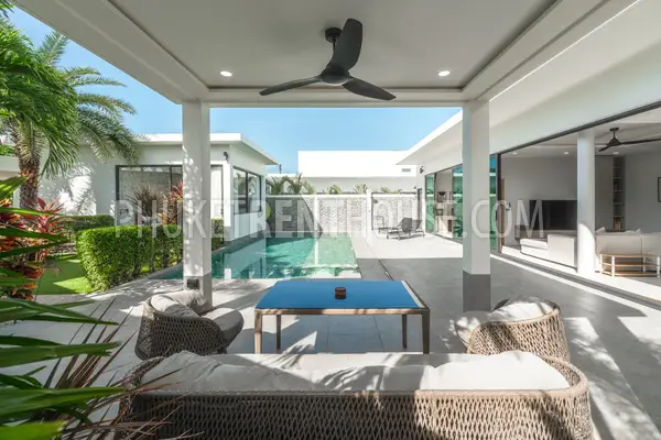 RAW21980: Luxurious, modern villa with pool and garden in Rawai. 照片 #54