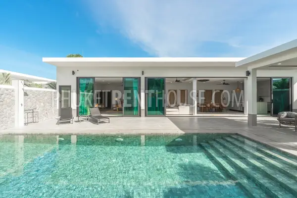 RAW21980: Luxurious, modern villa with pool and garden in Rawai. 照片 #56