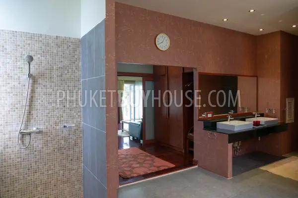 KOS21965: Opulent Five-Bedroom Residence with Breathtaking Ocean Views Available for Sale in Koh Sirey. Fotoğraf #37