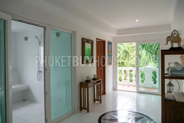 KOS21965: Opulent Five-Bedroom Residence with Breathtaking Ocean Views Available for Sale in Koh Sirey. Fotoğraf #32