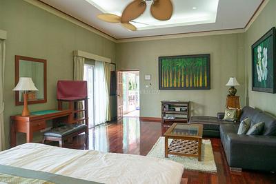KOH21965: Opulent Five-Bedroom Residence with Breathtaking Ocean Views Available for Sale in Koh Sirey. Photo #6