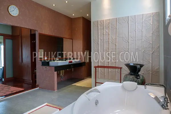 KOS21965: Opulent Five-Bedroom Residence with Breathtaking Ocean Views Available for Sale in Koh Sirey. Fotoğraf #23