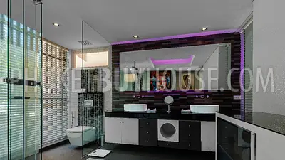 PAT7070: Villa with Outstanding Design Close to Patong. Photo #32