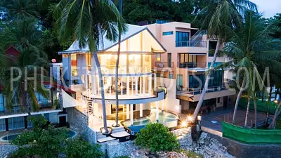 PAT7070: Villa with Outstanding Design Close to Patong. Photo #2