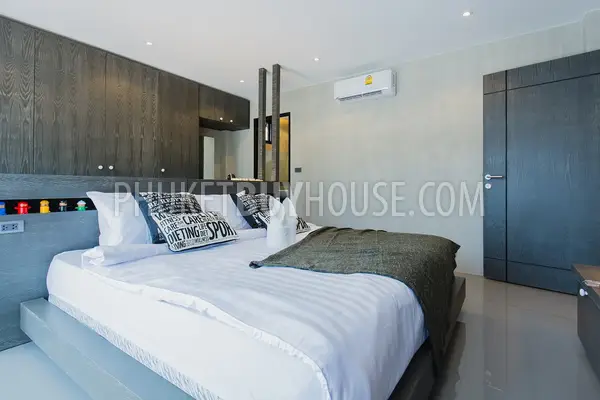 KAM6521: 4 Bedroom Villa in Kamala. Photo #4