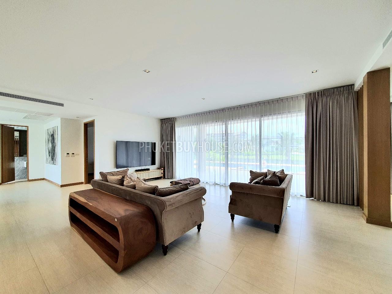 LAG6783: Magnificent New House For Sale in Laguna. Photo #15