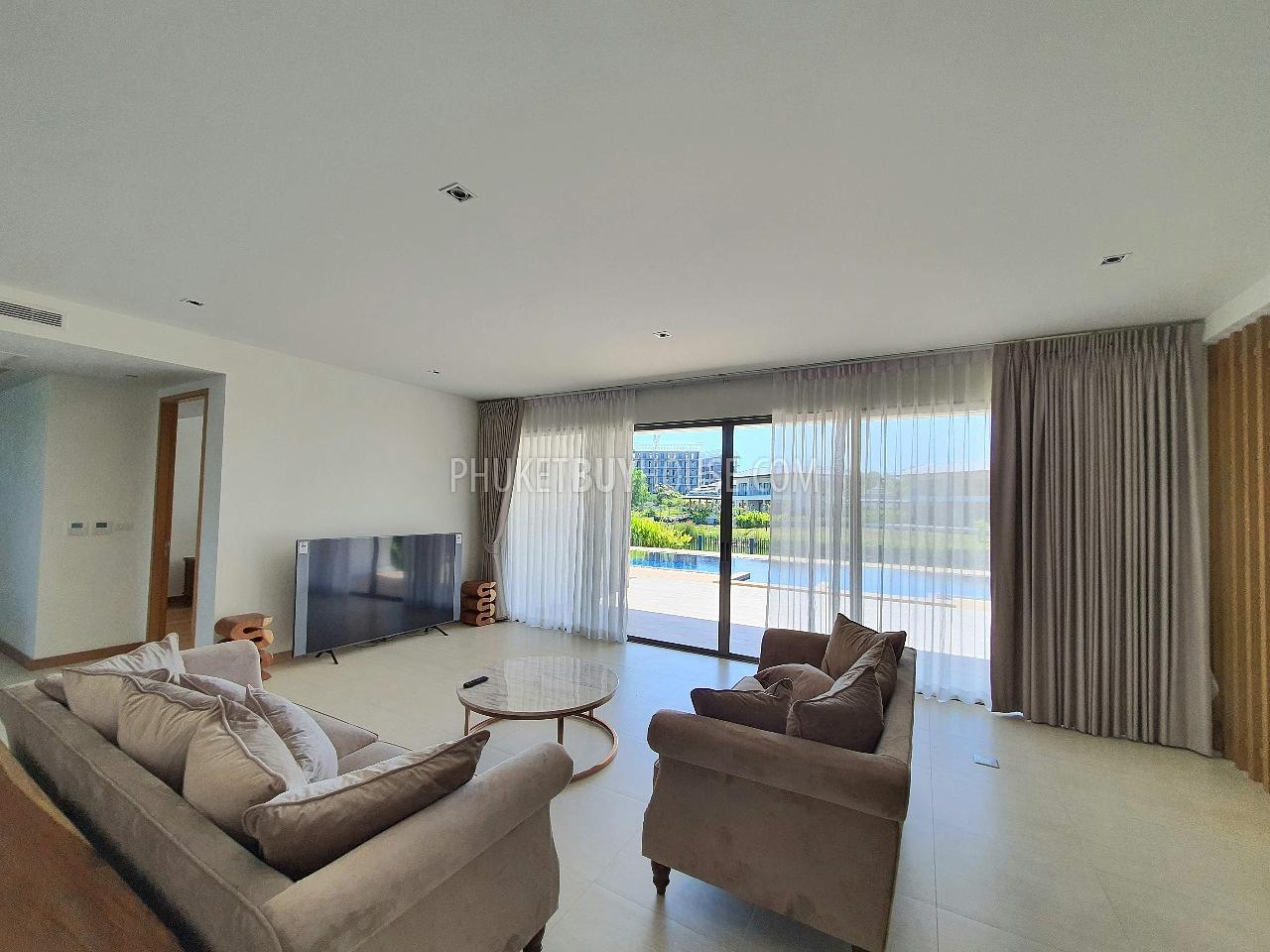 LAG6783: Magnificent New House For Sale in Laguna. Photo #34