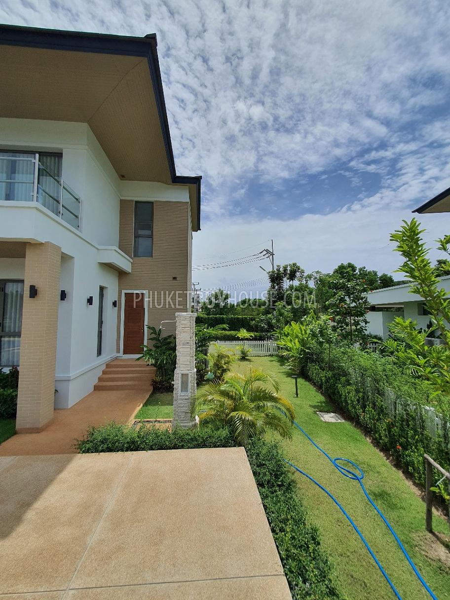 LAG6783: Magnificent New House For Sale in Laguna. Photo #54