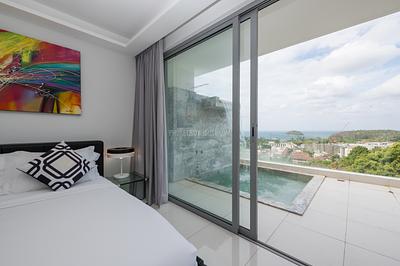KAT4732: Luxury 2 bedroom Penthouse with a staggering view over the Andaman Sea, Kata Beach. Photo #11