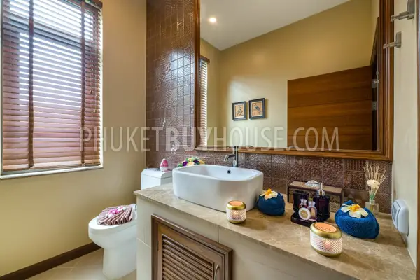 RAW6801: 3 bedroom Villa with Pool in Rawai. Photo #34