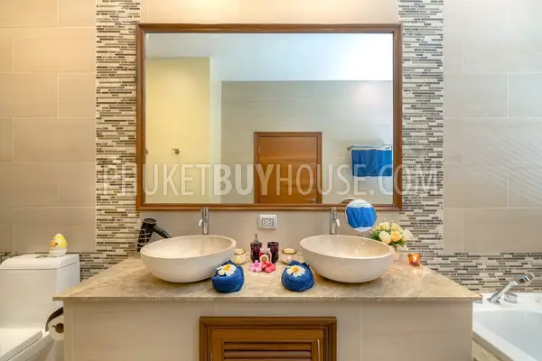 RAW6801: 3 bedroom Villa with Pool in Rawai. Photo #60
