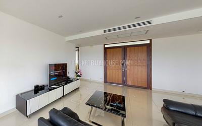 SUR6578: Penthouse with Pool for Sale in Surin. Photo #12