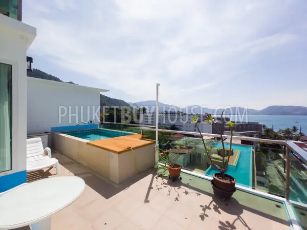 PAT6580: Modern Sea-View Apartment in Patong, Phuket: Ideal for Residence or Investment. Photo #10