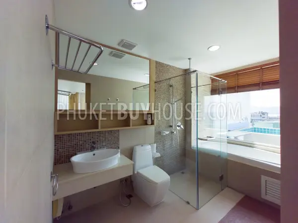 PAT6580: Modern Sea-View Apartment in Patong, Phuket: Ideal for Residence or Investment. Photo #24