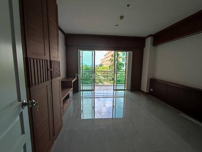 PHU21990: Exceptional 3-Bedroom Apartment in Phuket Town Available For Sale. Photo #22