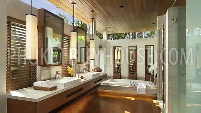 PHA6583: 4 Bedroom Villa on Walk from Beach in Phang Nga. Photo #10