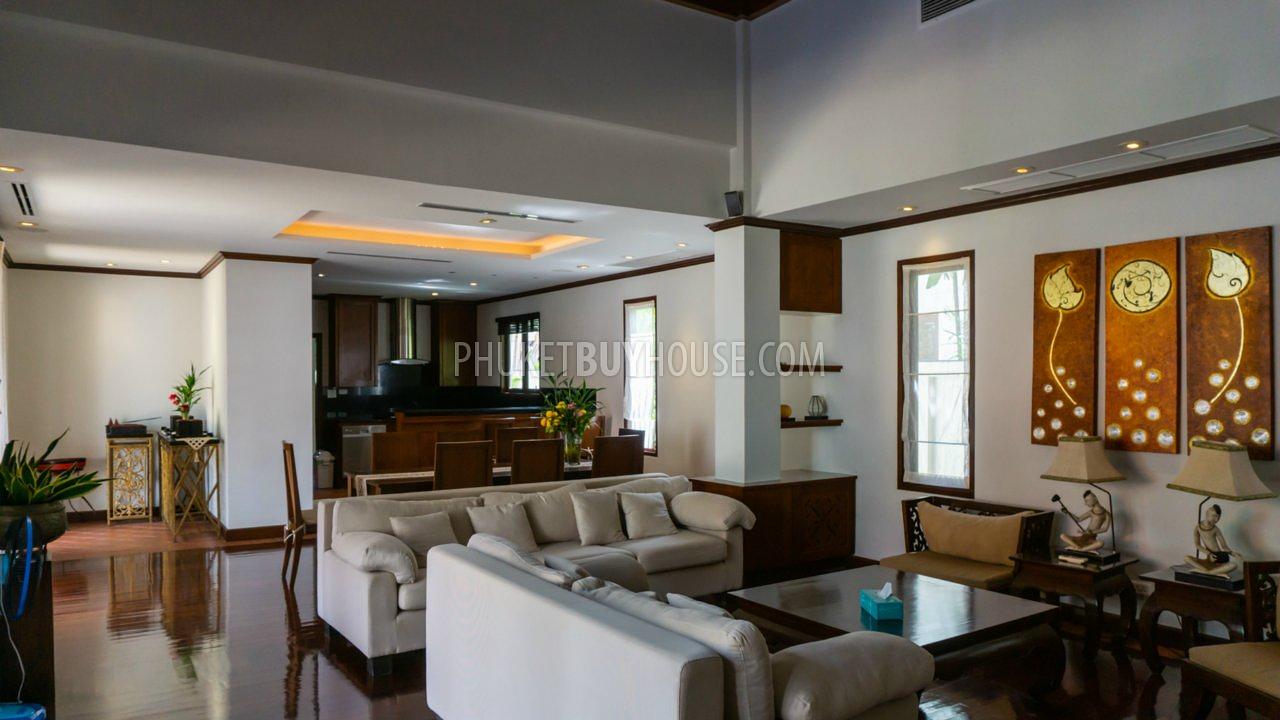BAN6562: Villa with Pool and Garden for Sale in Bang Tao. Photo #12