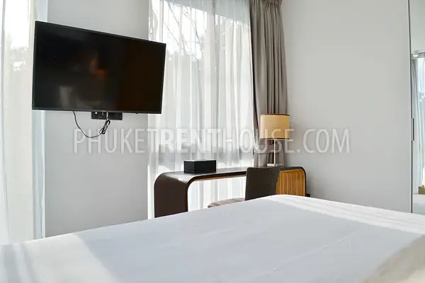 BAN21984: Apartments by the sea on Bang Tao beach. Photo #4