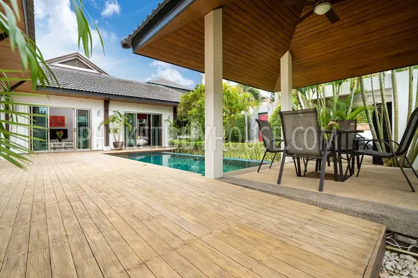 NAI6565: Exquisite Villa for Sale in Nai Harn. Photo #4