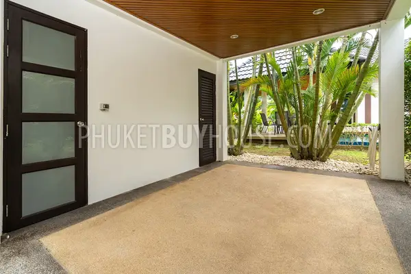 NAI6565: Exquisite Villa for Sale in Nai Harn. Photo #17