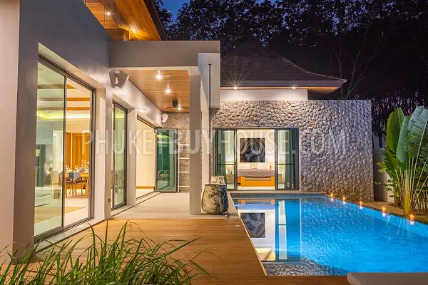 CHE6566: Tropical Villa For Sale in Cherng Talay. Fotoğraf #1