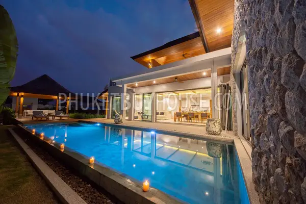 CHE6566: Tropical Villa For Sale in Cherng Talay. Fotoğraf #2