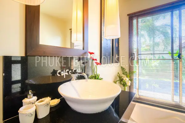 NAI6607: Villa with Pool in Nai Harn. Photo #44
