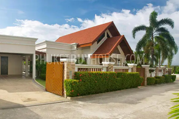 CHE6612: Spacious Villa with Pool in Cherng Talay. Fotoğraf #1