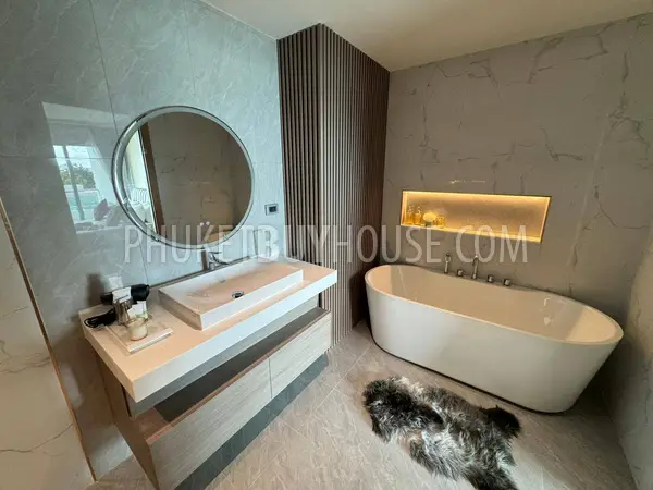 CHA22018: Classy Two Bedroom Apartment For Sale In Chalong. Photo #6