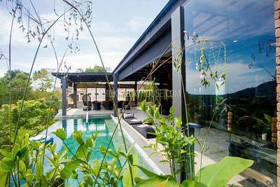 CHE6630: Designer Villa with Luxurious mountain views in Cherng Talay. Photo #30