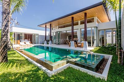 LAY6600: Luxury Villa with pool in Layan area. Photo #36