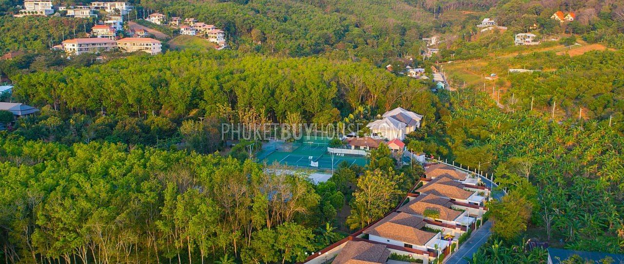 RAW6602: Tropical Villa with Pool in Rawai. Photo #2
