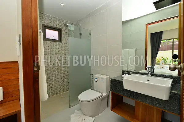 RAW6602: Tropical Villa with Pool in Rawai. Photo #12