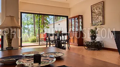 BAN6604: Luxury Villa with 4 bedrooms in Laguna. Photo #26