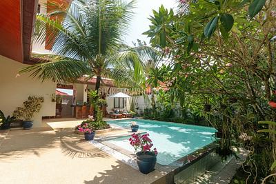 PAN1375: Luxury Pool Villa in Panwa, Phuket. Photo #1