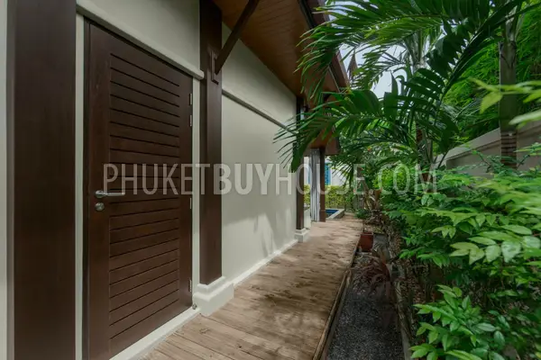 LAY6606: Stylish Villa on Layan Beach. Photo #1