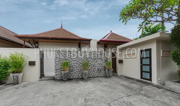 LAY6606: Stylish Villa on Layan Beach. Photo #4