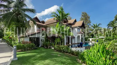 SUR6654: Designer Apartments for Sale in Surin. Photo #1