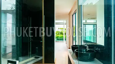 RAW6657: Villa by the Sea in Rawai. Photo #27
