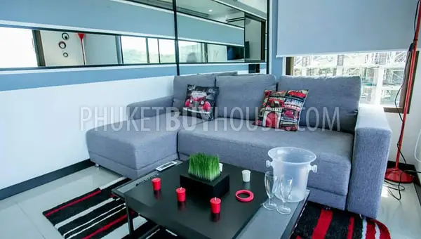 NAI22040: Neat One Bedroom Apartment For Sale in Nai Harn. Photo #3