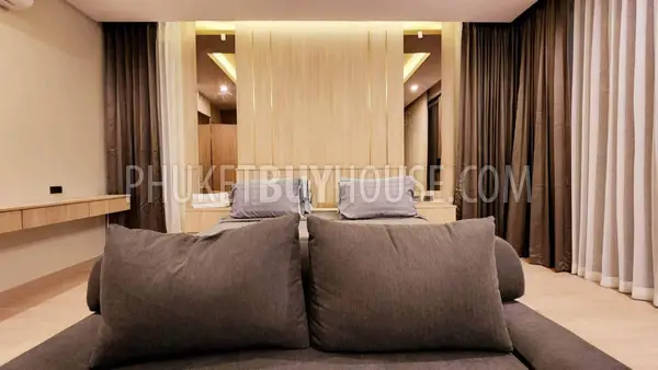 CHA22041: Modern Villa with 4 Bedrooms For Sale in Chalong. Photo #10