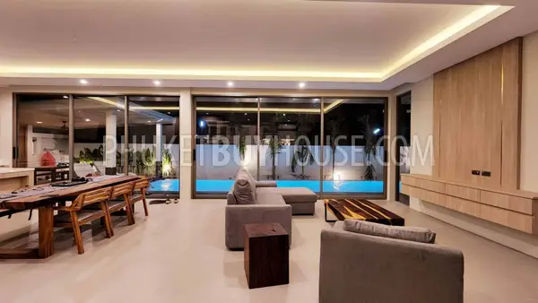 CHA22041: Modern Villa with 4 Bedrooms For Sale in Chalong. Photo #5