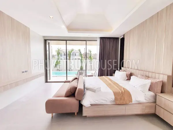 CHA22041: Modern Villa with 4 Bedrooms For Sale in Chalong. Photo #4