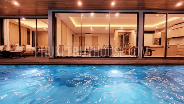 CHA22041: Modern Villa with 4 Bedrooms For Sale in Chalong. Photo #11