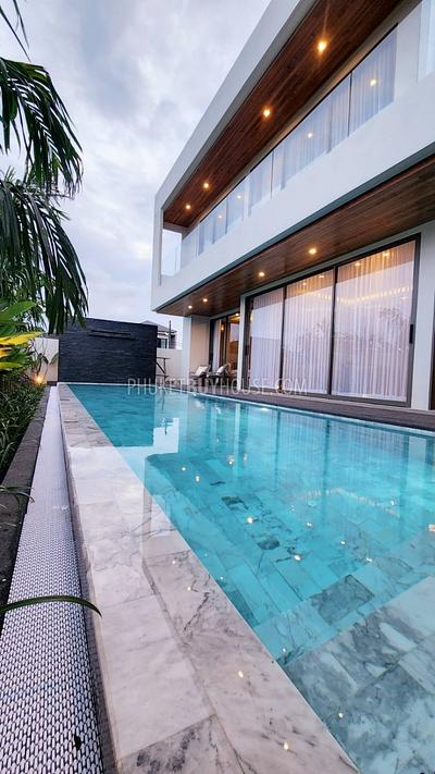CHA22041: Modern Villa with 4 Bedrooms For Sale in Chalong. Photo #27