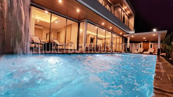 CHA22041: Modern Villa with 4 Bedrooms For Sale in Chalong. Photo #2