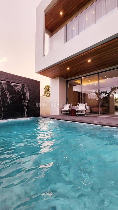 CHA22041: Modern Villa with 4 Bedrooms For Sale in Chalong. Photo #28