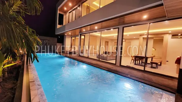CHA22041: Modern Villa with 4 Bedrooms For Sale in Chalong. Photo #1